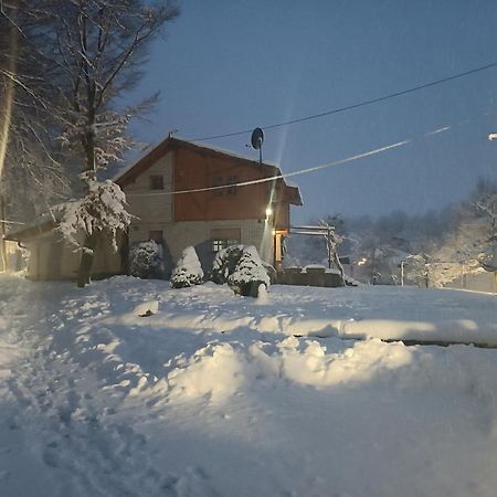 Villa Ema Сараево Екстериор снимка