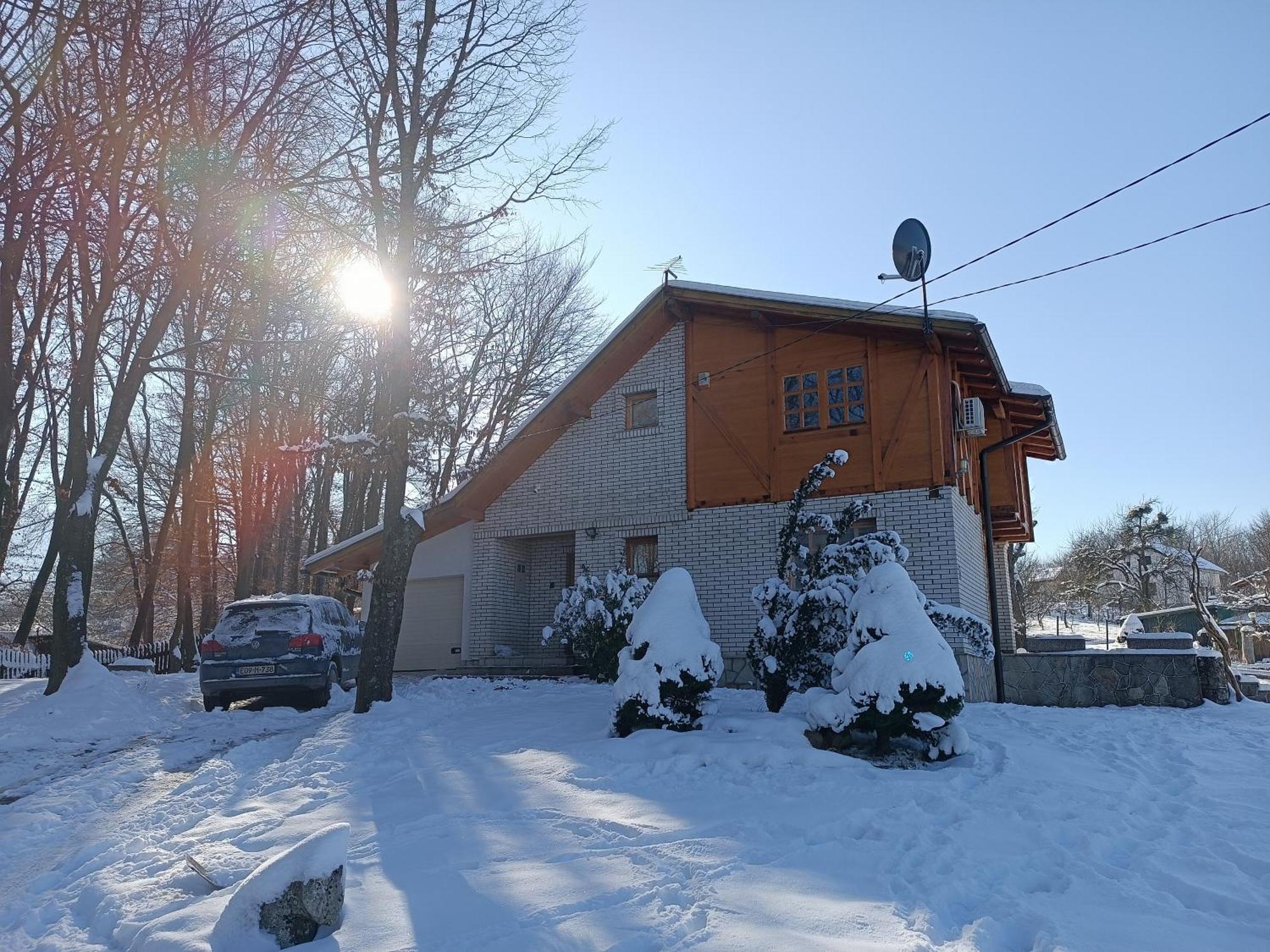 Villa Ema Сараево Екстериор снимка