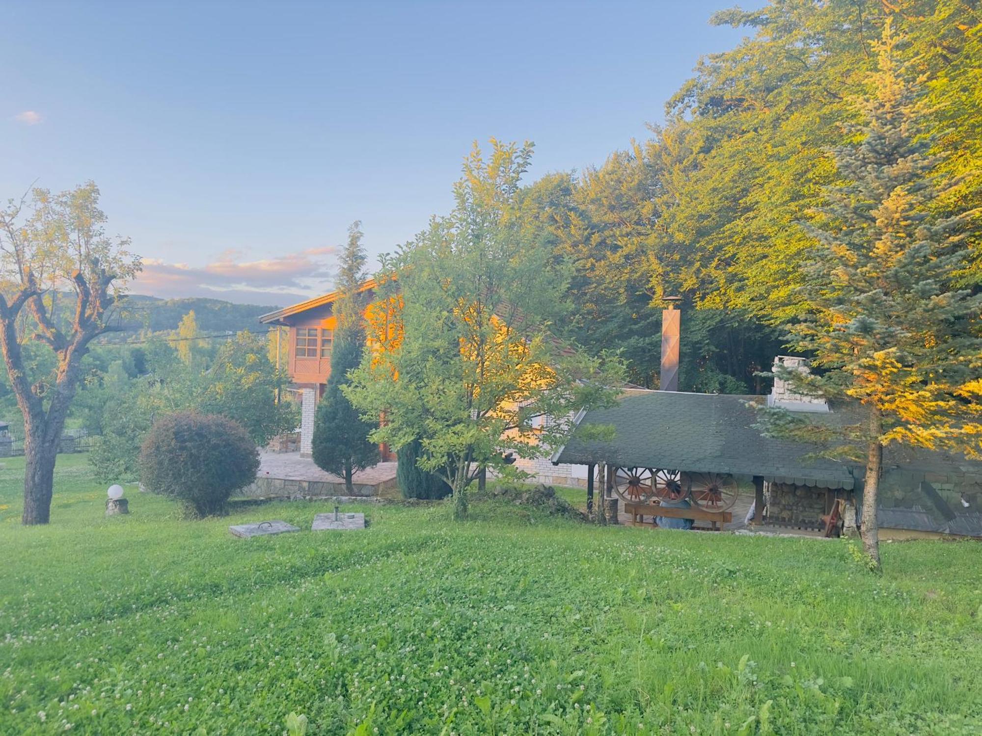 Villa Ema Сараево Екстериор снимка