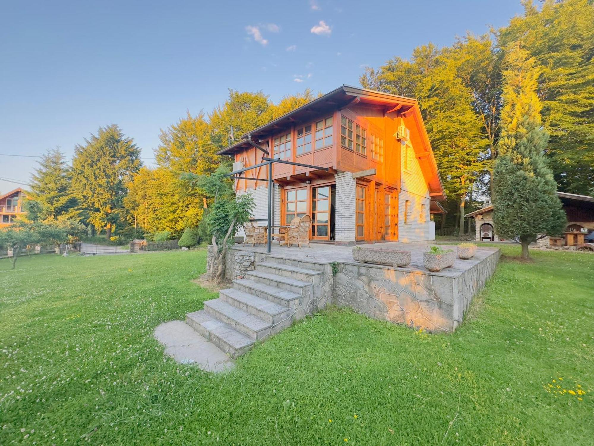 Villa Ema Сараево Екстериор снимка