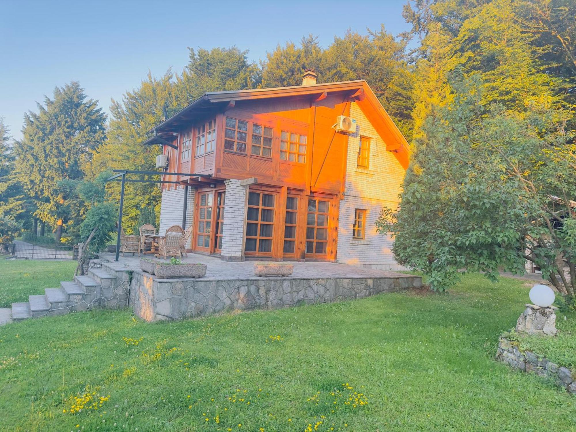 Villa Ema Сараево Екстериор снимка