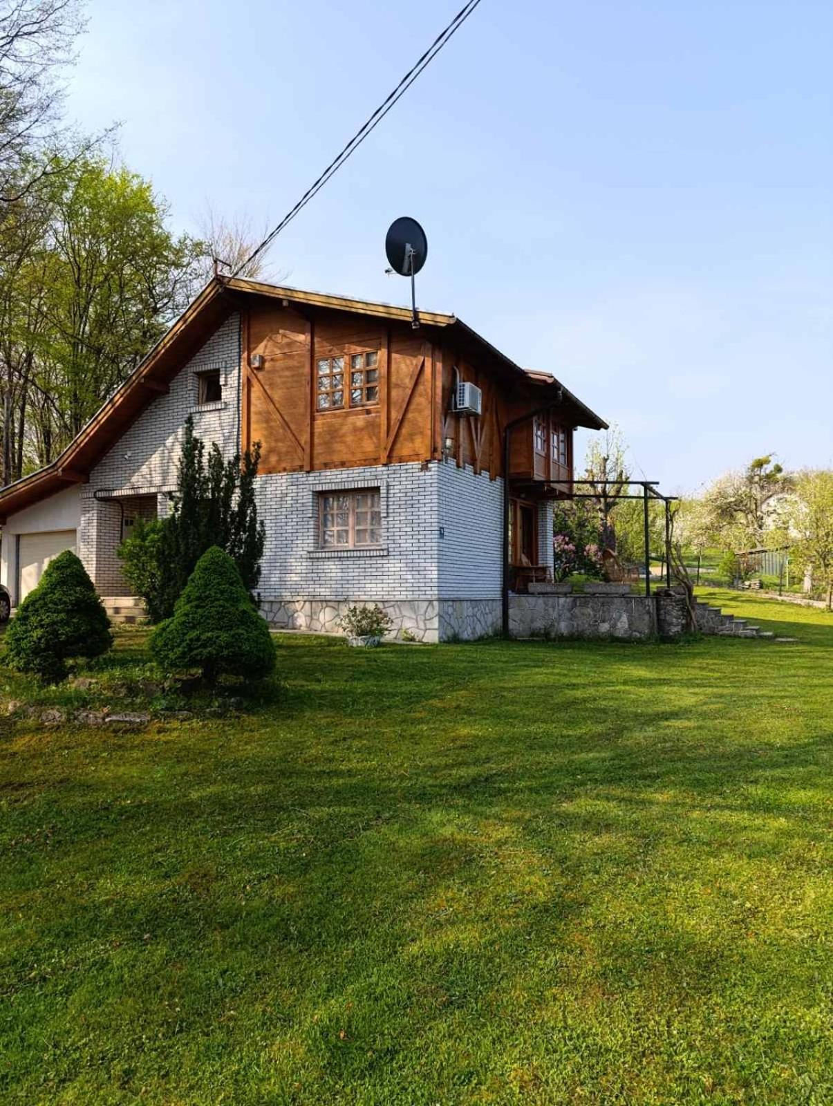 Villa Ema Сараево Екстериор снимка
